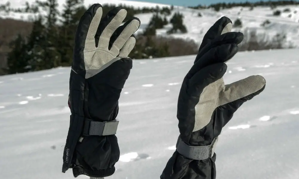 Do I need waterproof gloves for hiking and trekking