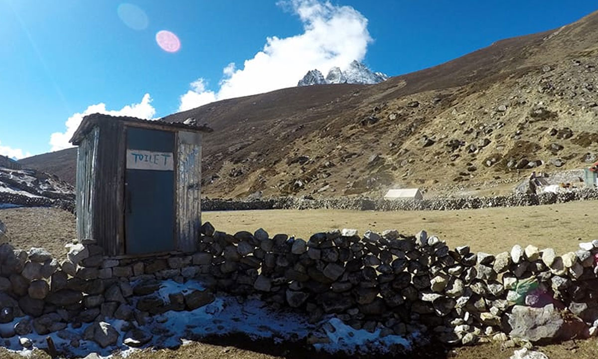 How hard is it to find toilets in Nepal