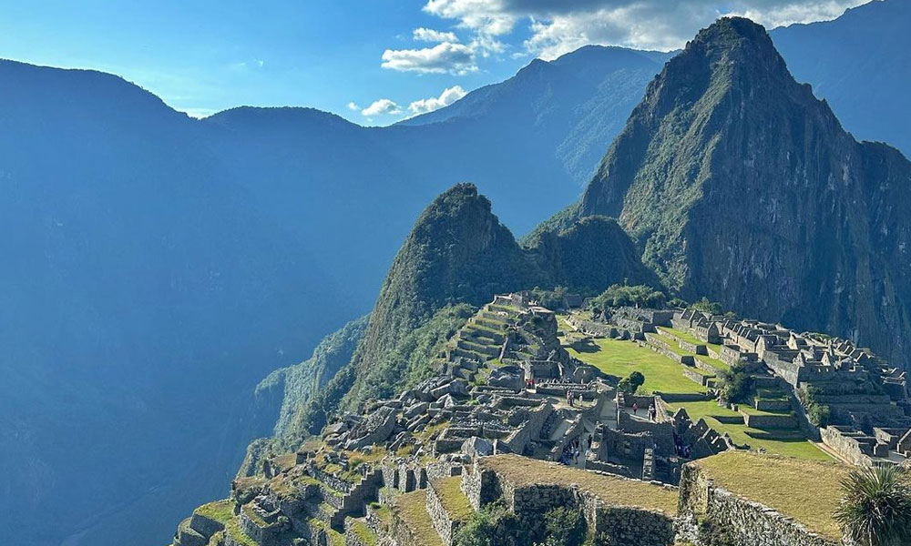 Where is Machu Picchu Mountain Located