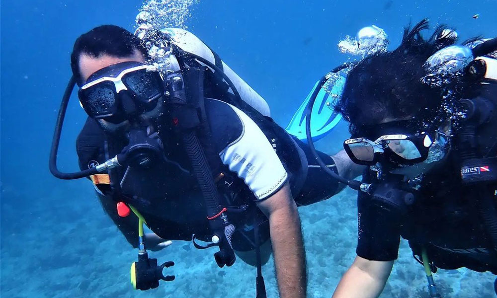 scuba diving adventure ideas for couple