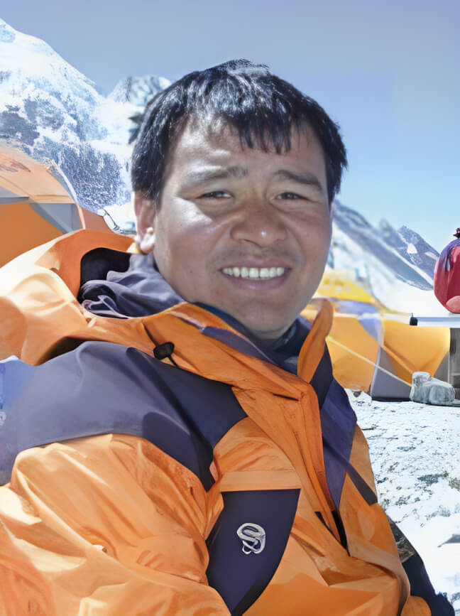 Babu Chhiri Sherpa Man Who Spent 21 Hours On Everest Summit Without Oxygen.jpg